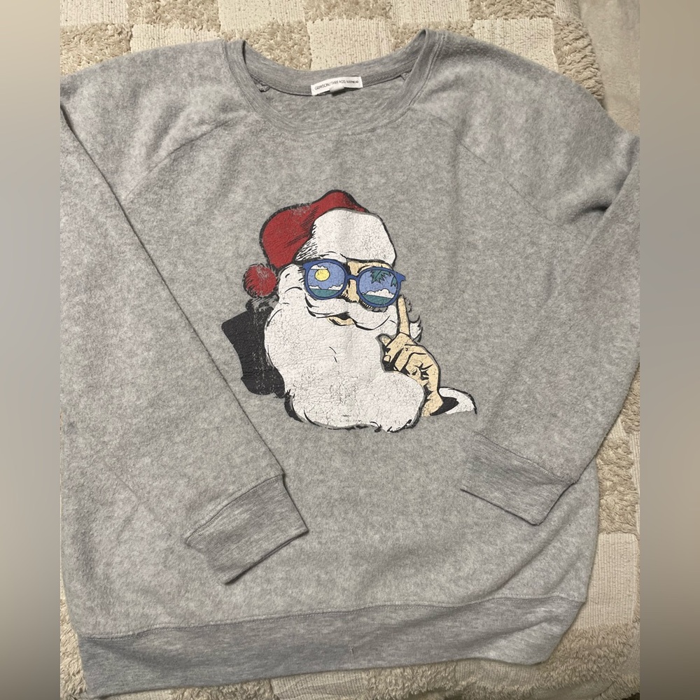 Gray Santa Graphic Women’s Sweatshirt